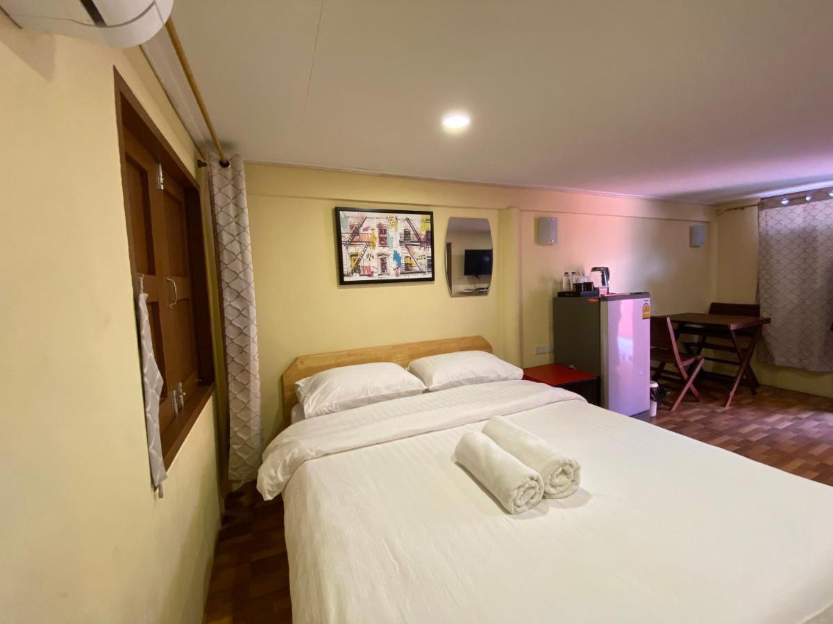 Bed In Beyt Boutique Hotel Нонтхабури Экстерьер фото